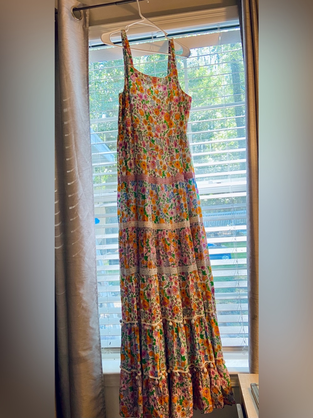 Crown & Ivy dress - Picture 2 of 4